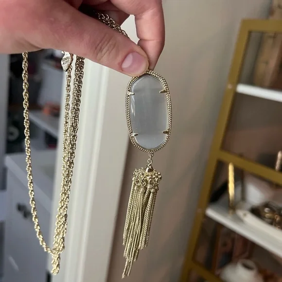 Kendra Scott Long Gold Neckless - Picture 1 of 5